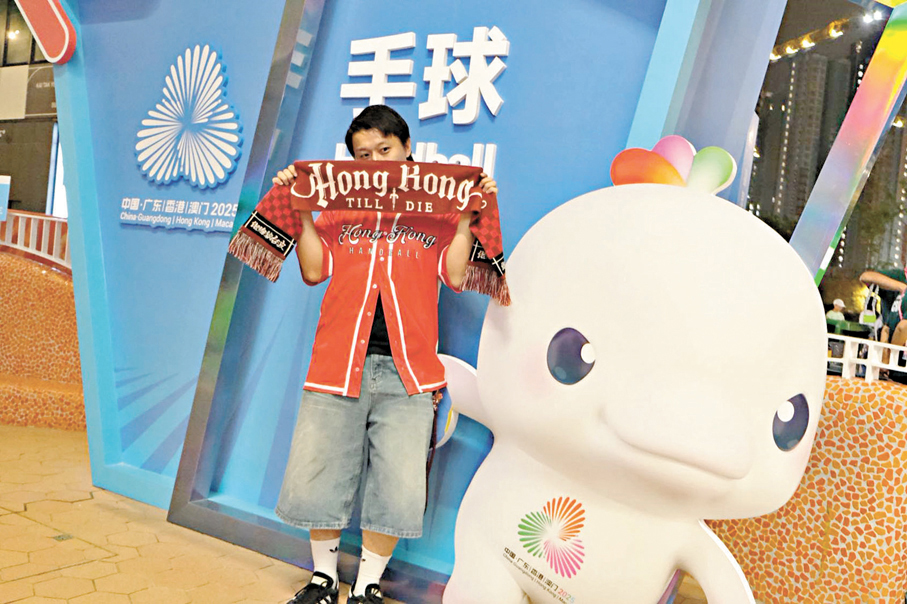 ●Monkey因一起踢球而與謝永輝認識。