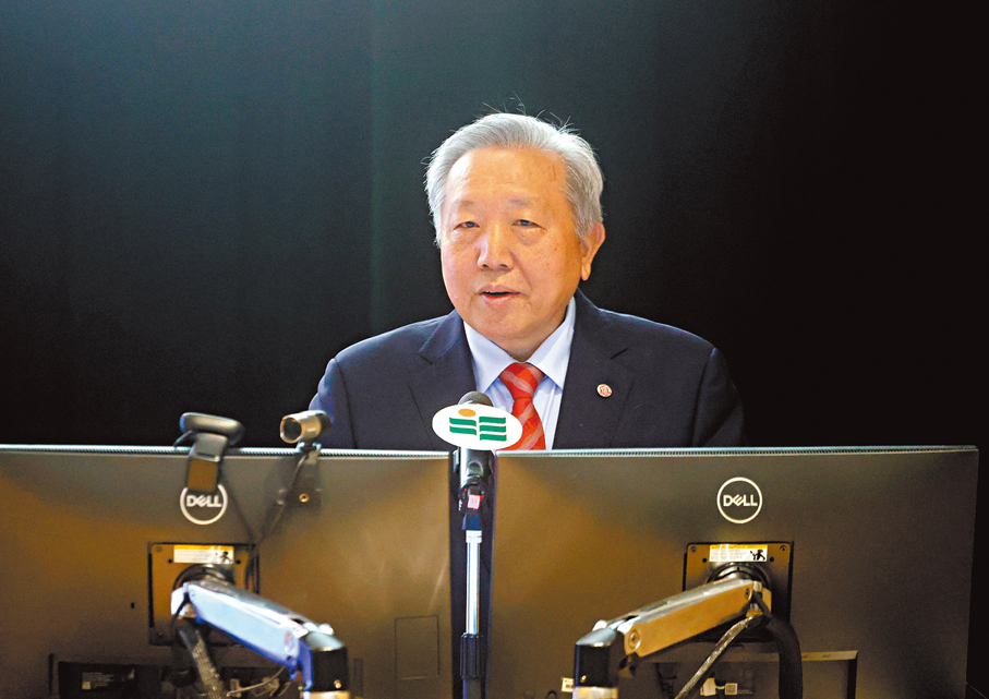 ●國家一級教授、中國人民大學原副校長、國家金融研究院院長吳曉求。香港文匯報記者郭木又  攝