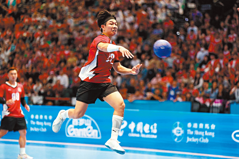 ●簡翊暉以笠射打敗廣東隊，賽後坦言「不可思議」。