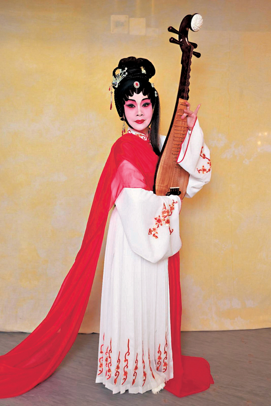 ●徐月明古裝扮相俏麗。