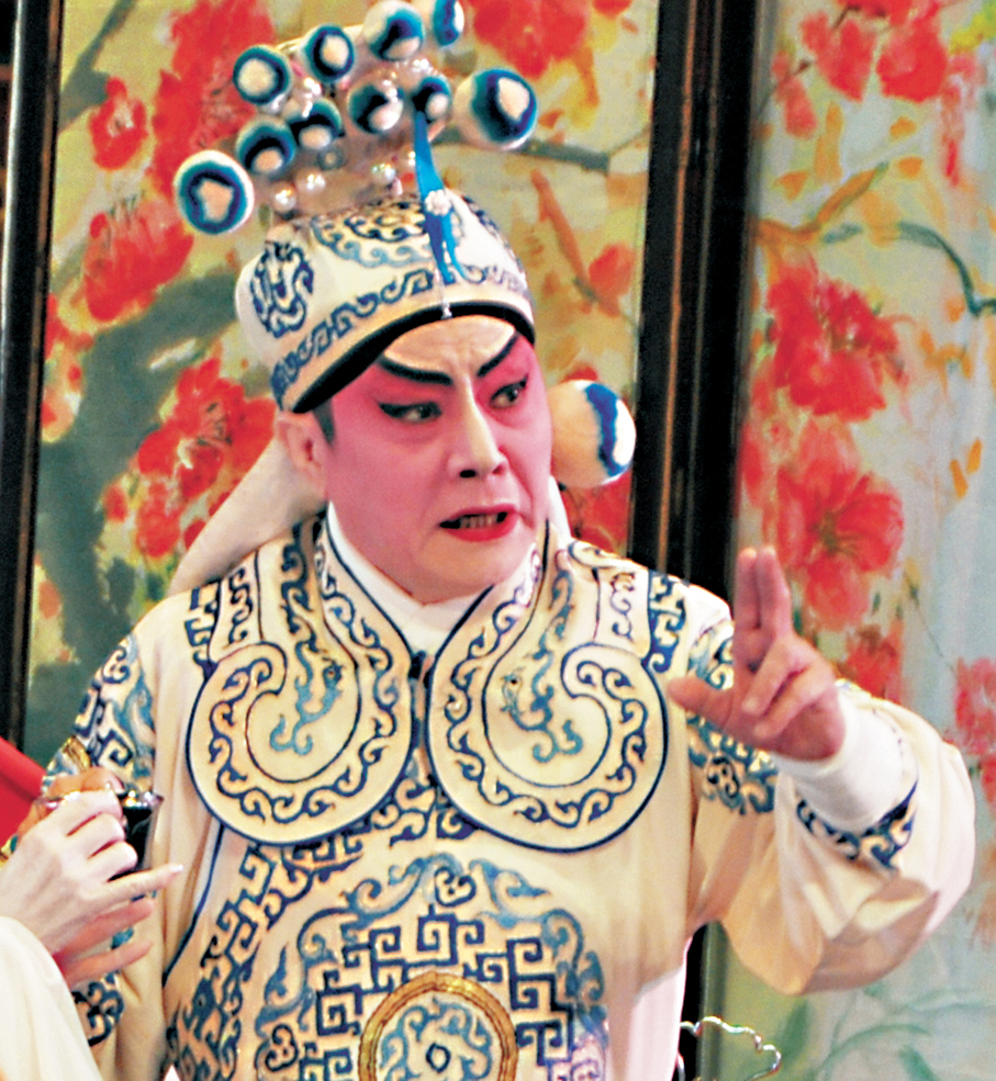 ●萬能老倌阮兆輝助陣演出。