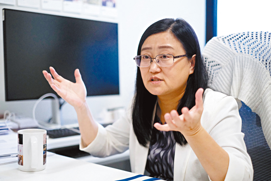 ●蘇慧認為從國家層面、學術領域到市民大眾層面，對於氣候變化危機的認識與認同，已有很大改善。 香港文匯記者涂穴  攝