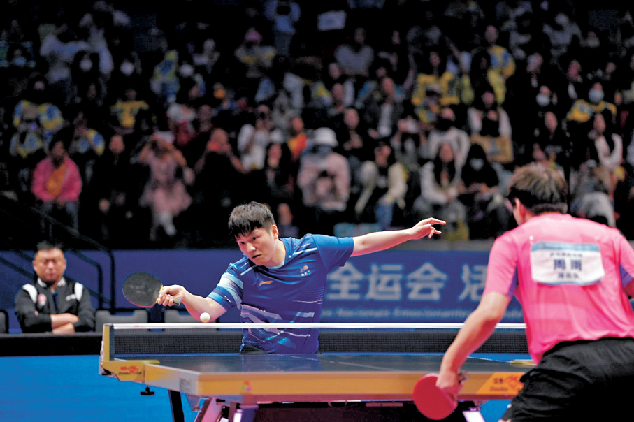 ●樊振東在比賽中。  香港文匯報記者孫嘉蔚 攝