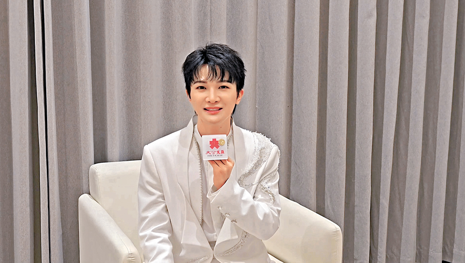 ●周深表示永遠不要小瞧自己的能量。   香港文匯報記者胡若璋 攝