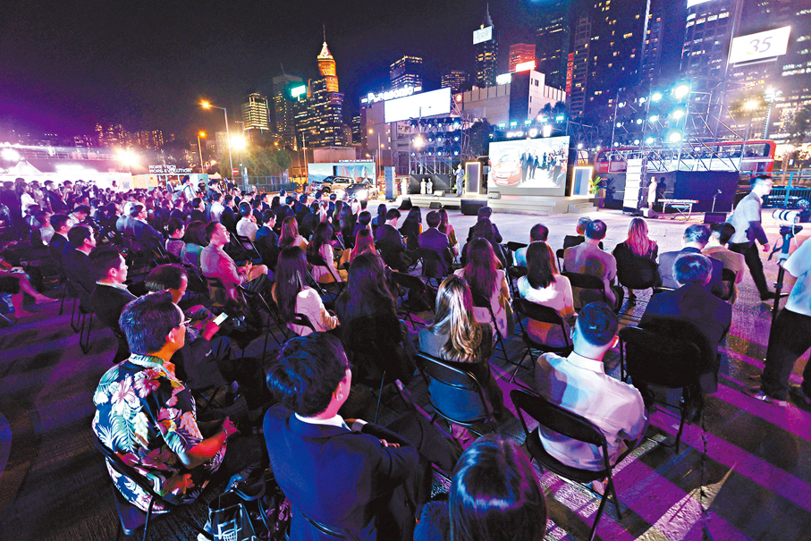 ●比亞迪香港科技周吸引大批觀眾。 香港文匯報記者黃艾力  攝