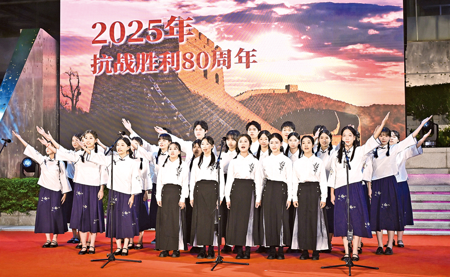 ●澳門高美士中葡中學與惠州實驗中學合作演出。 （澳門教青局圖片）