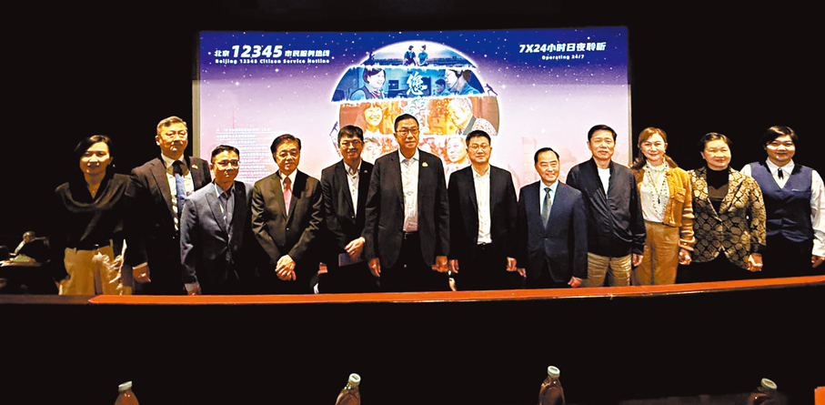 ●《您的聲音》香港首映禮上，主禮嘉賓合影。  香港文匯報記者阿祖 攝