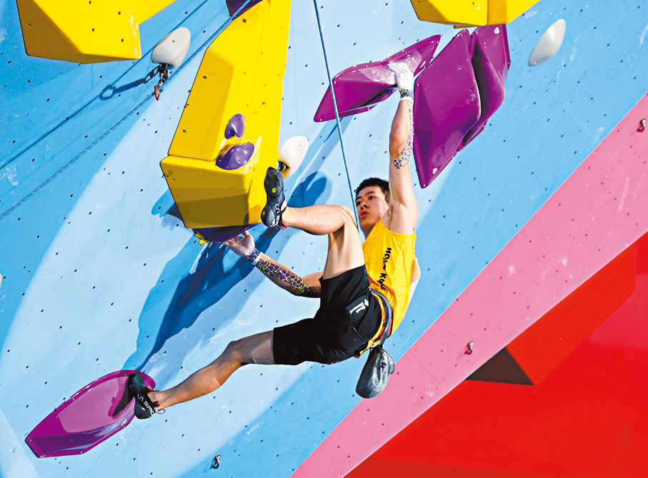 ●陳翔志於攀岩難度賽決賽最終得第七。 新華社