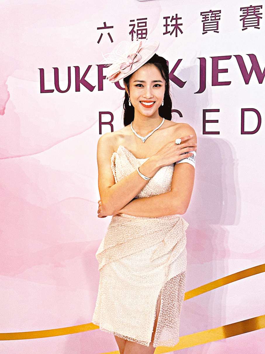 ●劉穎鏇近日正忙拍《飛常日誌2》。香港文匯報記者子棠 攝