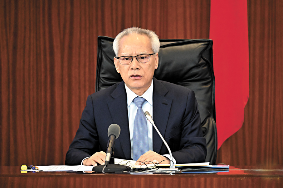 ●岑浩輝發表2026年施政報告。