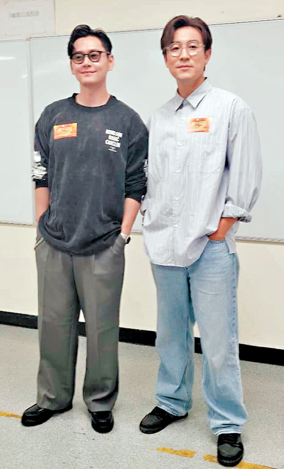 ●譚俊彥與張振朗台慶演出成「導師」。 香港文匯報記者梁靜儀  攝