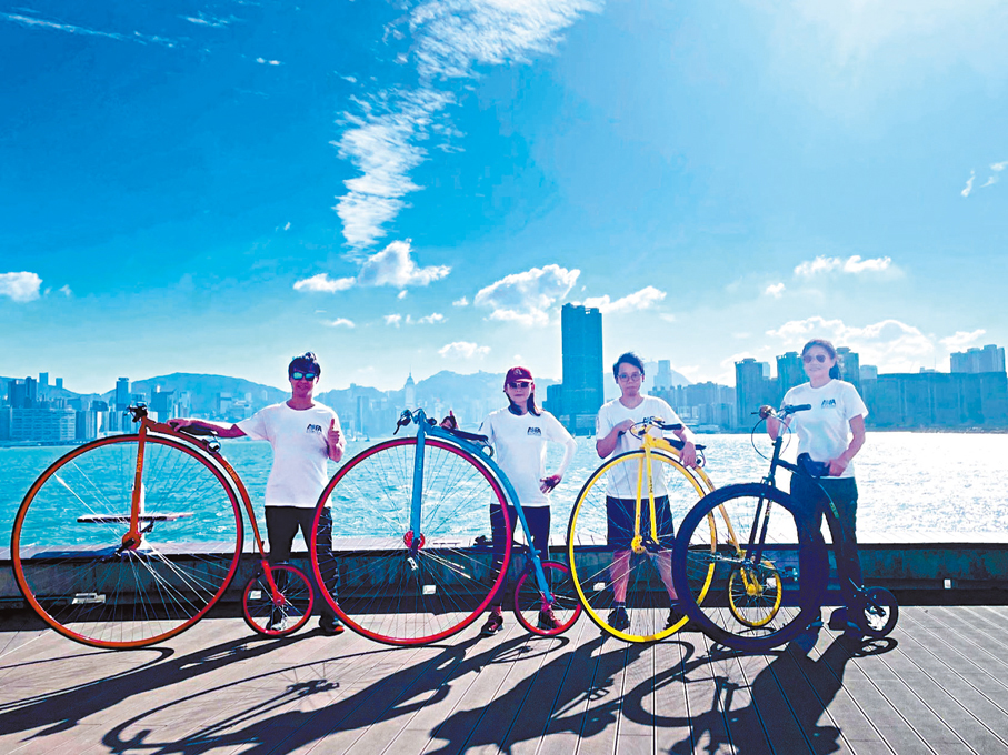 ●遊人可於嘉年華內體驗多項運動，包括試玩特色高輪單車。 旅發局供圖