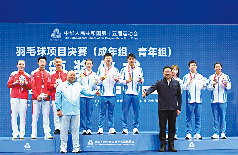 ●「雅思」組合終一圓全運會金牌夢。  香港文匯報記者郭若溪 攝