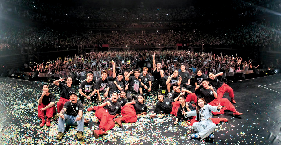 ●柏豪不時舉行大型巡演，需要保持極好狀態。