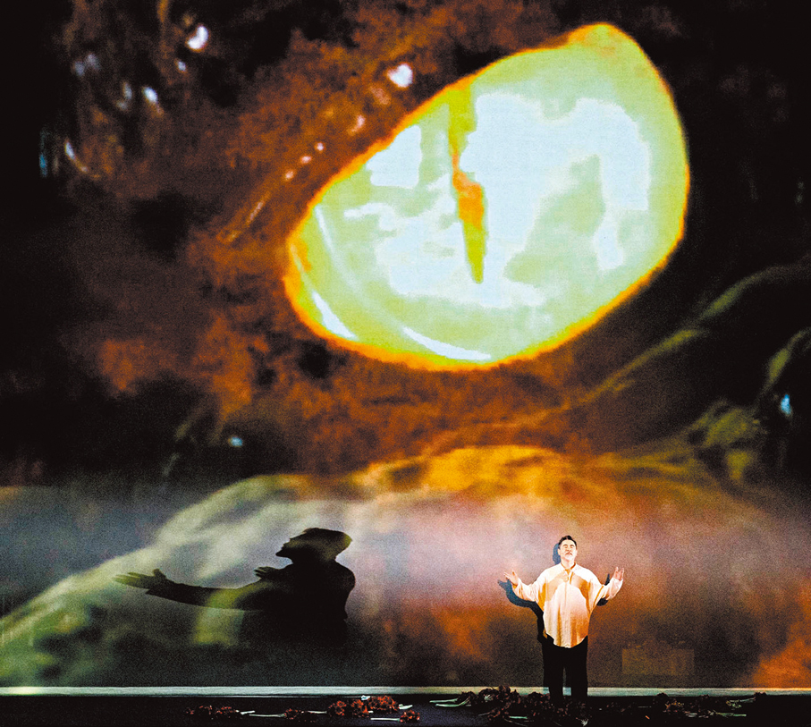 ●莫言話劇《鱷魚》登上香港舞台。