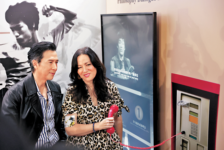 ●甄子丹與李香凝相談甚歡。 香港文匯報記者萬霜靈  攝