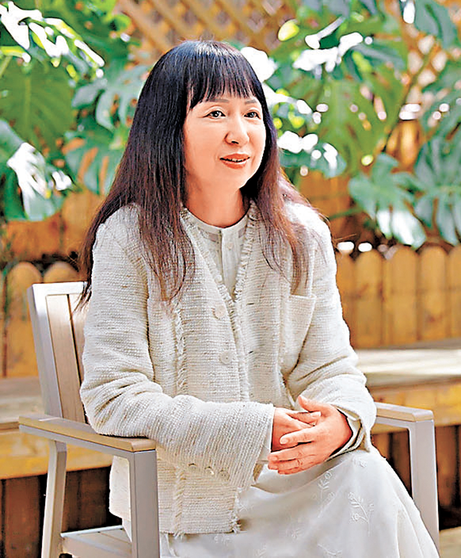 ●蘇拉想通過歌詞傳遞一種積極向上的情感。 廣東衛視供圖