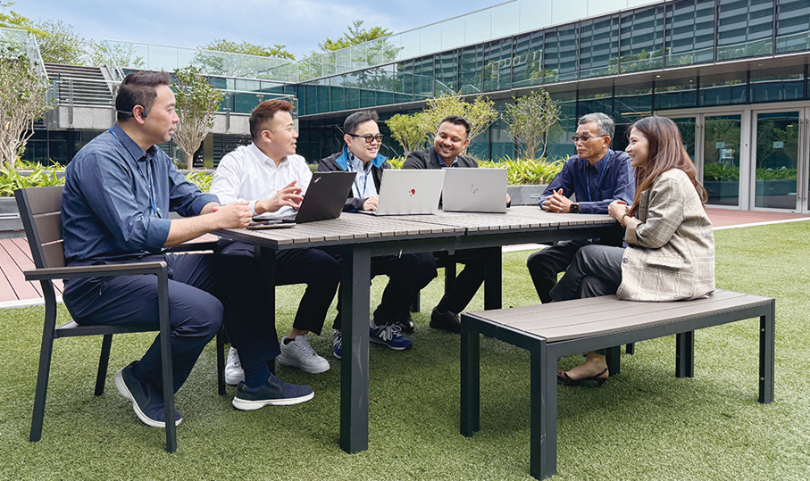 ●Abhishek表示，加入馬會後，很快已適應工作環境，與同事相處愉快。