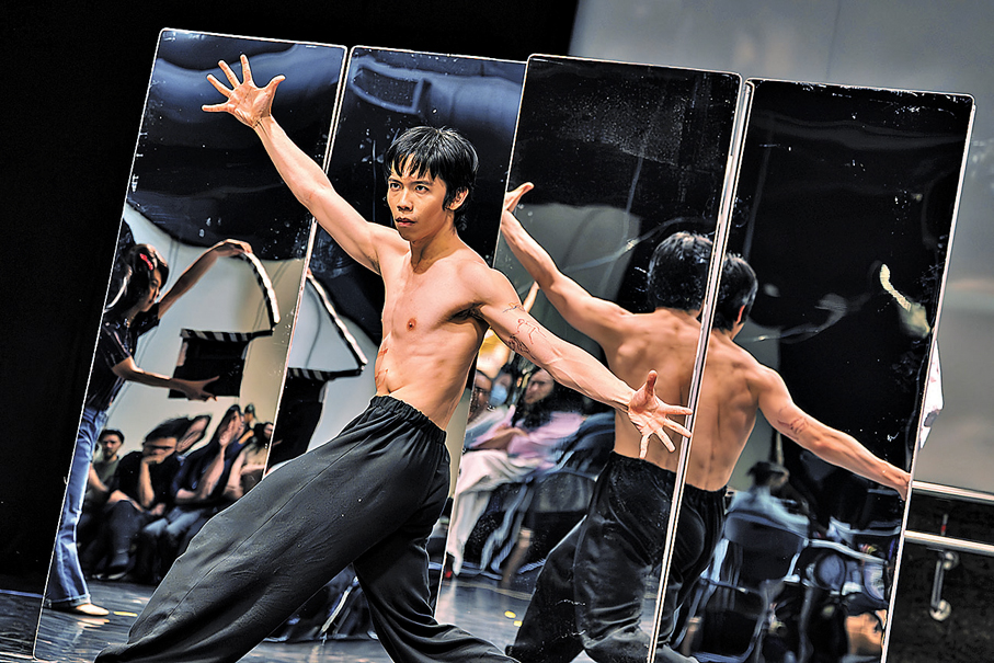 ●舞劇對李小龍的刻畫也十分生動。