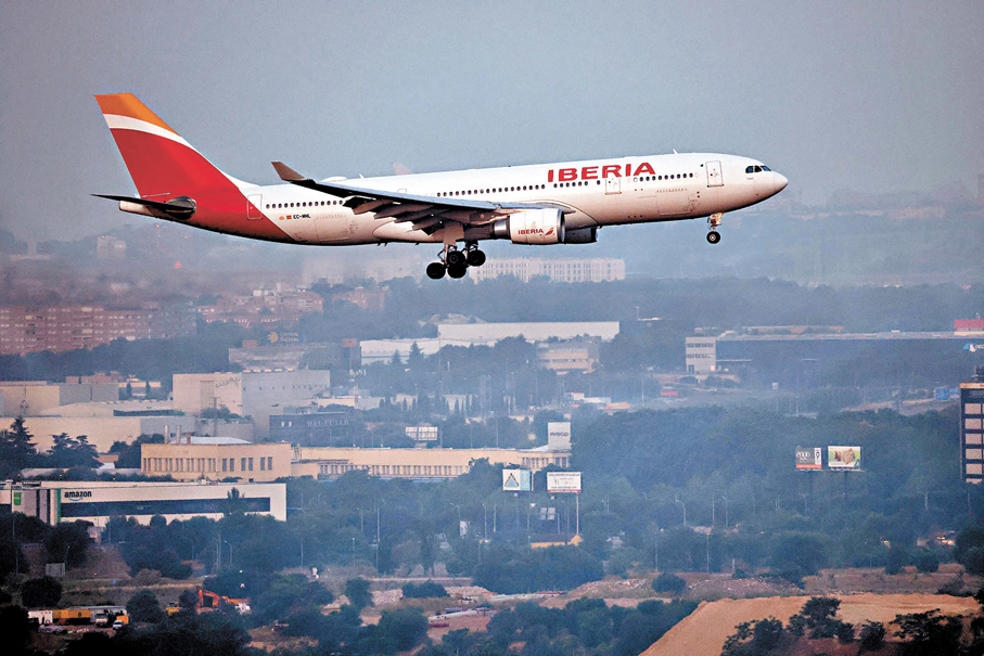 ●空巴召回全球約6,000架A320系列商用客機，維修更新軟件版本。 資料圖片