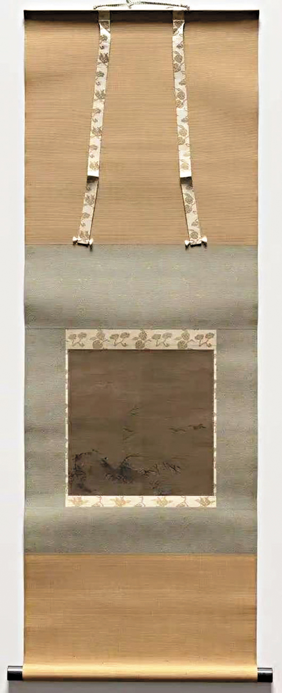 ●帶有「驚燕」裝置的古畫。 作者供圖