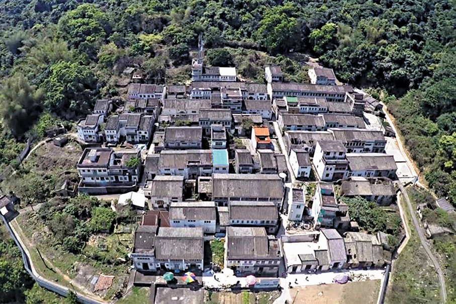 ●鄉議局是新界廣大鄉村原居民的最高民意代表。圖為船灣郊野公園外的荔枝窩古村。資料圖片