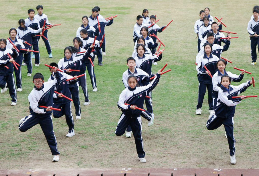 ●青少年體魄強健、意志堅定、充滿活力，是一個民族生命力旺盛的體現。 （新華社）