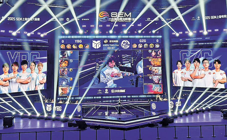 ●GZG激戰三局，勇奪《決勝巔峰》桂冠。 香港文匯報記者夏微  攝