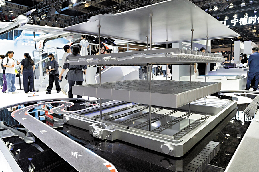 ●中國各類「反內卷」政策料將利好電動汽車、電池、水泥和太陽能等產業。 資料圖片