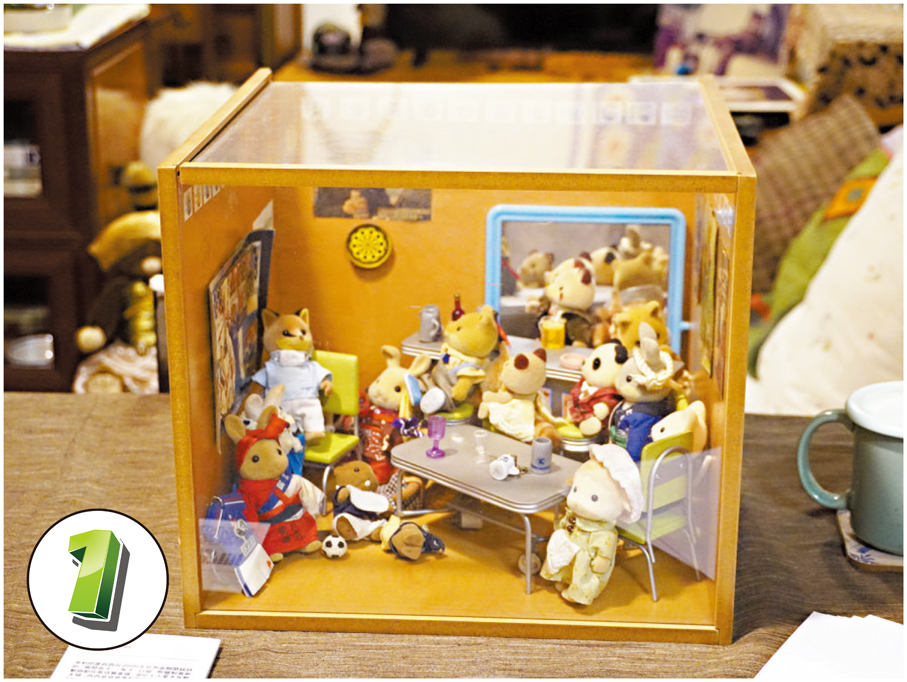 ●亨利吧（Chez Henri）是西西在2006年世界盃期間設計的「房間盒子」。