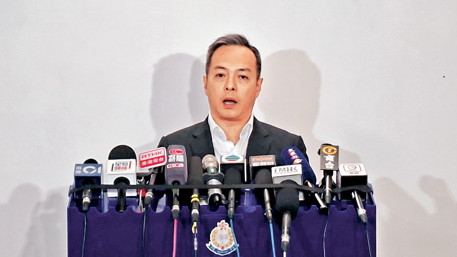 ●周一鳴對失去一位「年輕有為，非常有毅力及優越」的同事感到痛心。 香港文匯報記者鄧偉明  攝