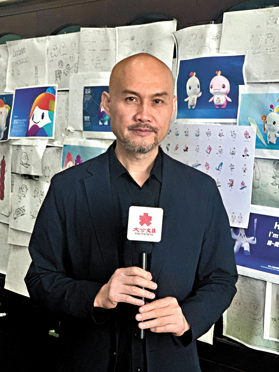 ●十五運會和殘特奧會會徽和吉祥物設計團隊負責人、廣州美術學院視覺藝術設計學院院長劉平雲。    香港文匯報記者李紫妍  攝