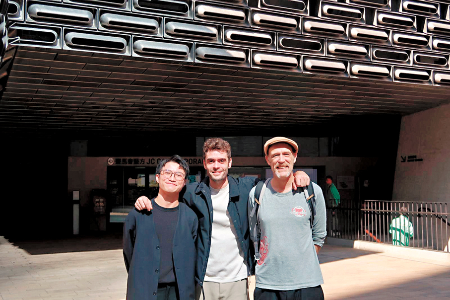 ●李裕駿（左）、 Antoine Jacot、Nicolas Bastian（右）合影。