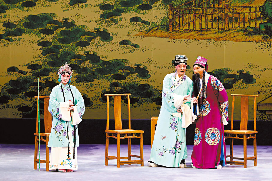 ●《獅吼記》中的三人互動充滿機智與幽默的火花。