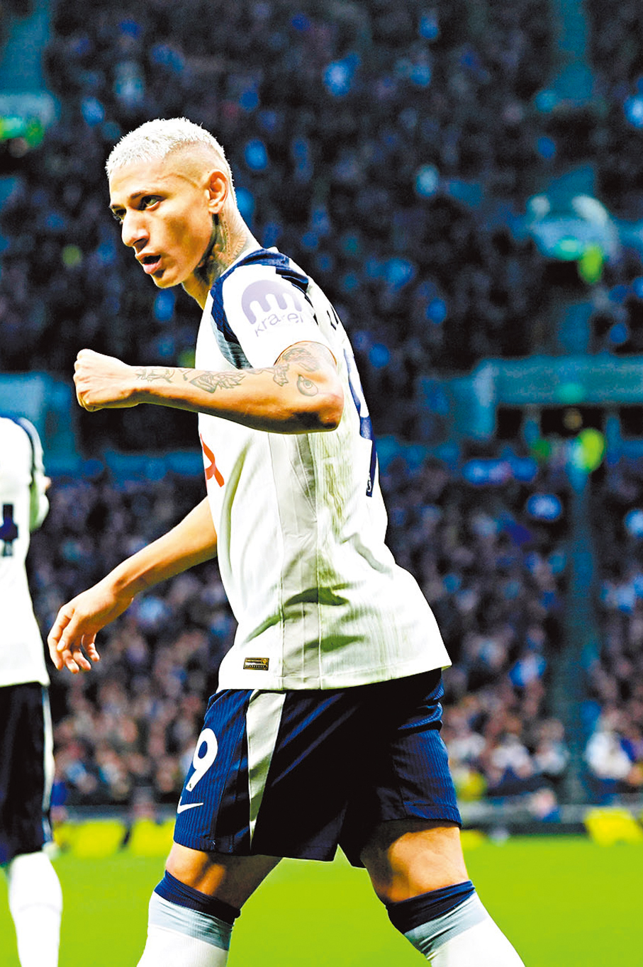 ●熱刺兵源緊絀，需靠李察利臣獨撐前線。 資料圖片