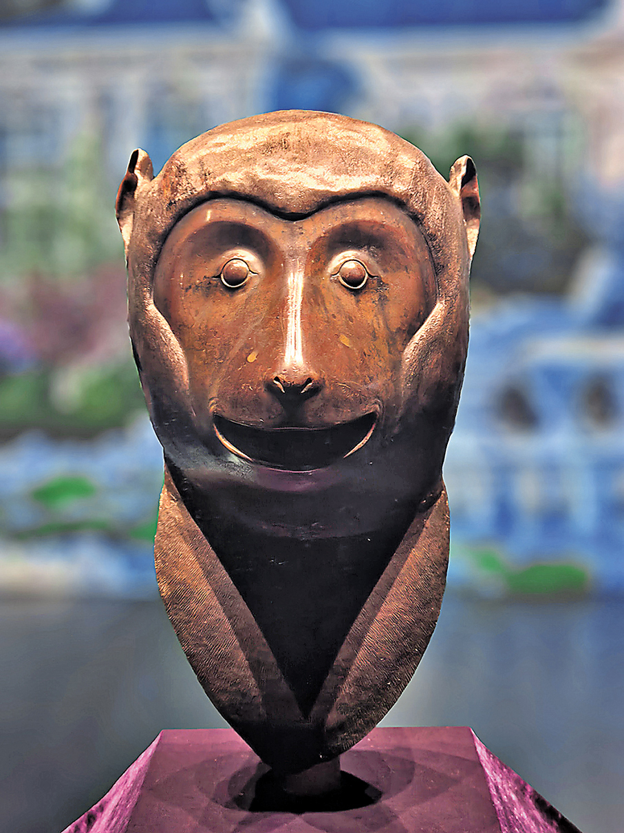 ●此次特展展出猴首文物原件。 記者吳千  攝