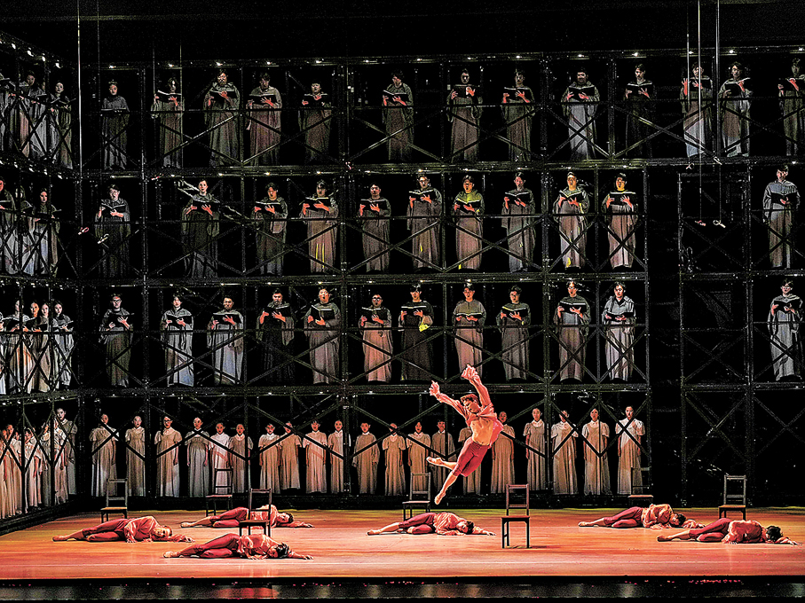 ●《布蘭詩歌》從編舞到舞台設計都極具特色。