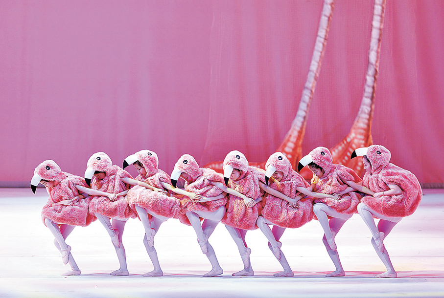 ●港芭2024年於北京上演《愛麗絲夢遊仙境》時，特邀北京兒童舞蹈員參與演出。