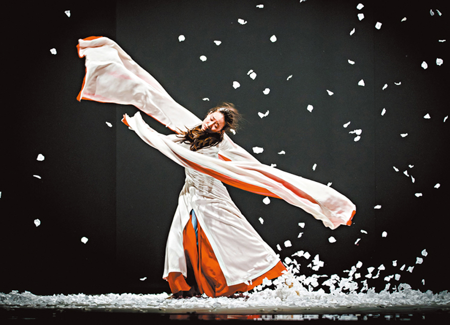 ●舞劇《青衣》選段《奔月》 