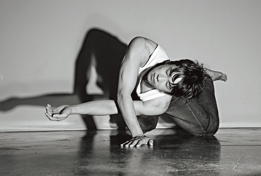 ●常宏基《停留片刻》