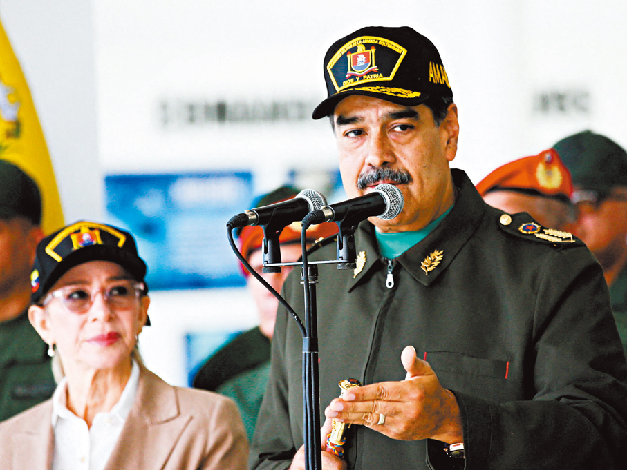 ●馬杜羅出席年終向軍人致敬儀式。 路透社