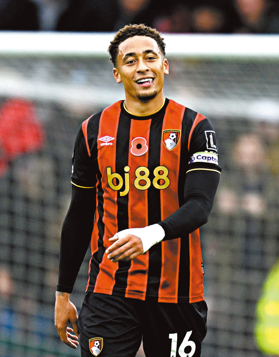 ●般尼茅夫將依靠達華尼亞搶奪中場。  資料圖片