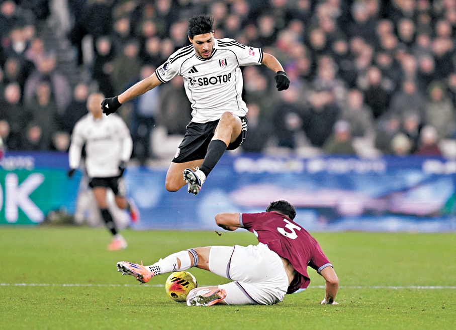 ●以魯爾占美利斯領銜的富咸鋒線攻力不俗。 資料圖片