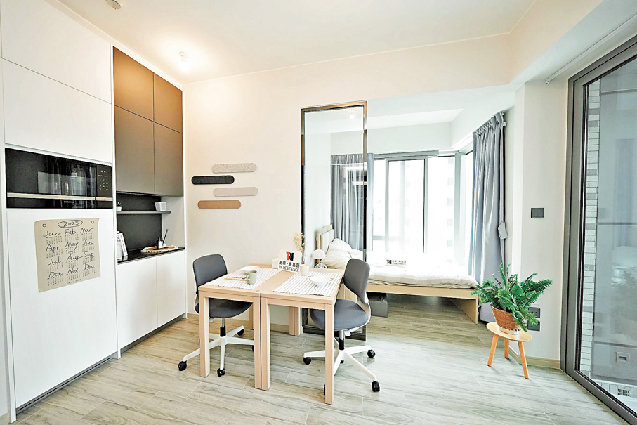 ●民青局指，青年宿舍營運者將重啟之前暫緩的青年申請相關青年宿位，繼續為合資格青年人提供自主的生活空間，協助青年發展。圖為青年宿舍內貌。 資料圖片