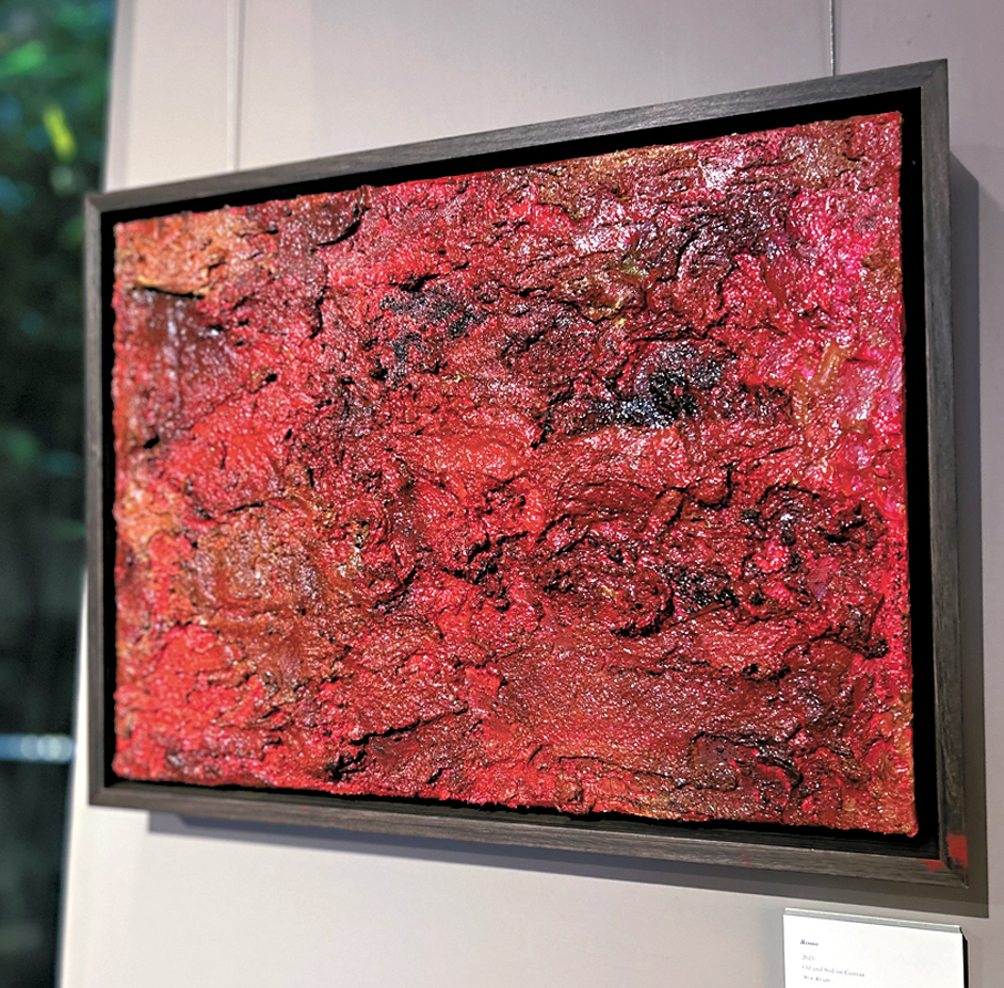 ●西山瑞貴將家族長輩製作的陶土融入畫作。