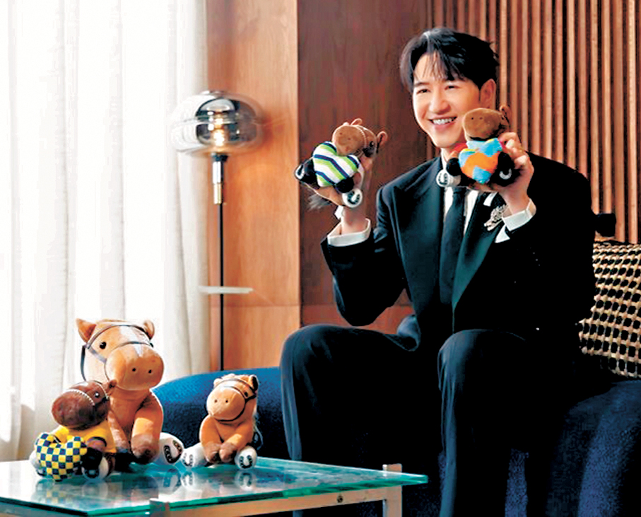 ●馮允謙表示能在馬場演出別具意義。   大會供圖