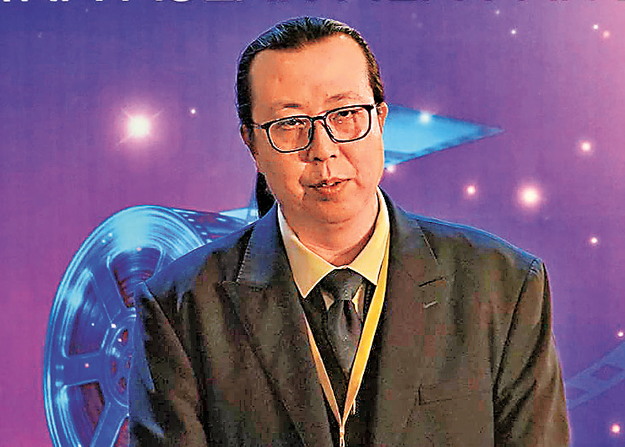 ●影展負責人容浥