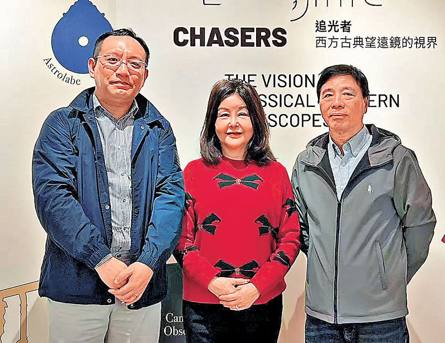 ●（右起）徐康、作者、韓鵬正一步一個腳印實現夢想。 作者供圖