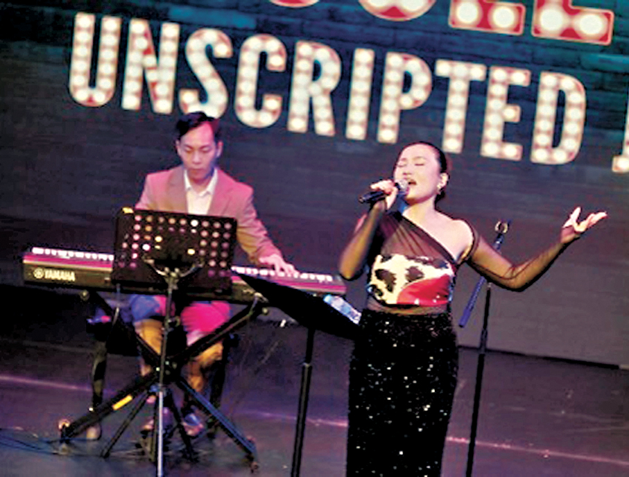 ●「西九夜延場」呈現港式歌廳的獨特氛圍。