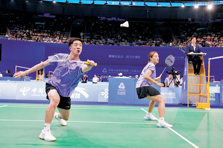 ●「鄧謝配」次圈直落兩局淘汰中國台北組合。 資料圖片